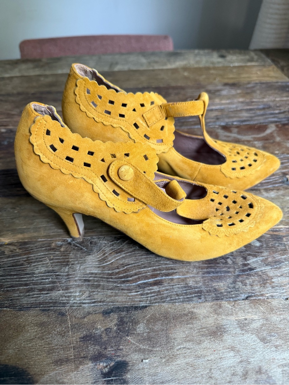 Anthropologie Lucky Penny Women's Mustard Suede Cutout Mary Jane Heels - Picture 3 of 7